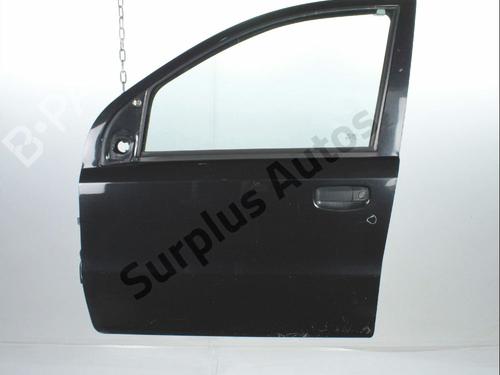 Puerta delantera izquierda Puerta delantera izquierda FIAT PANDA (169_) 1.2 (169AXF2A, 169AXF1A) (69 hp) 40213736 40213736