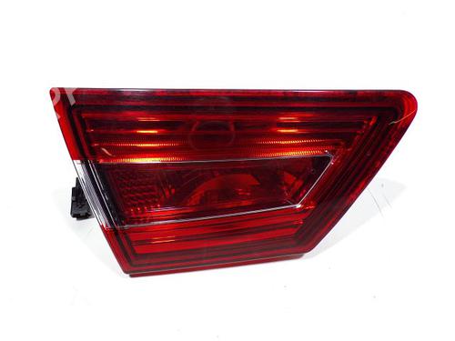 Used Left tailgate light Left tailgate light 31180968 31180968