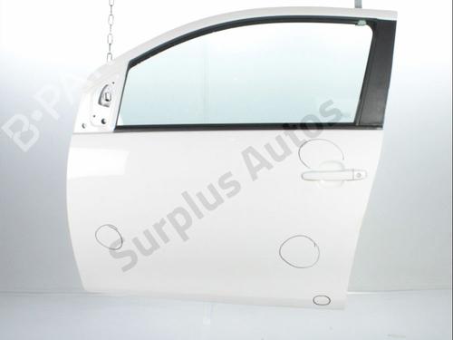 Used Left front door PEUGEOT 108 1.0 VTi (69 hp) 32379576