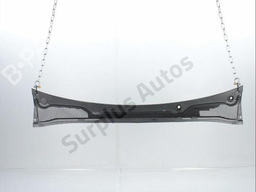 Used Scuttle panel Scuttle panel RENAULT CLIO V (B7_) 1.5 Blue dCi 100 (B7AD) (101 hp) 33333669 33333669