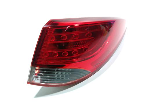 Used Right taillight HYUNDAI ix35 (LM, EL, ELH) 1.7 CRDi (116 hp) 28268794