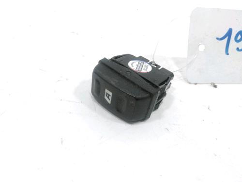 Used Left front window switch CITROËN XSARA PICASSO (N68) 1.6 HDi (90 hp) 30998986