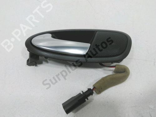 Used Rear left interior door handle Rear left interior door handle SEAT LEON (1P1) 2.0 TDI (170 hp) 31080344 31080344