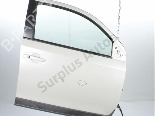 Used Right front door Right front door TOYOTA URBAN CRUISER (_P1_) 1.4 D-4D 4WD (NLP115_, NLP115R) (90 hp) 36374390 36374390