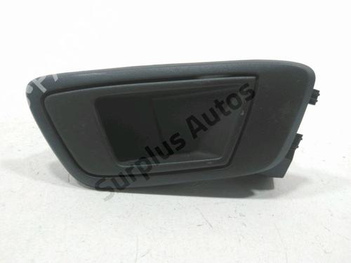 Højre bagtil invendig håndtag FORD FIESTA VI (CB1, CCN) 1.4 TDCi (70 hp) 30999933