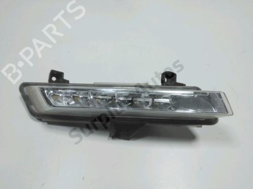 Used Right daytime light Right daytime light 38300921 38300921
