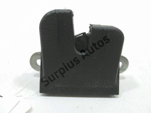 Used Tailgate lock SEAT ALTEA (5P1) 1.9 TDI (105 hp) 31001757