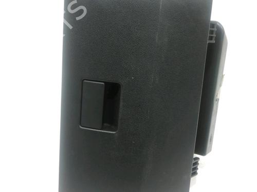 Used Glove box FORD FIESTA V (JH_, JD_) 1.4 16V (80 hp) 30991749