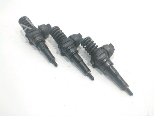 Used Injector VW POLO IV (9N_, 9A_) 1.4 TDI (70 hp) 30985182