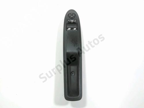 Used Left front window switch CITROËN DS3 (SA_) 1.6 HDi 90 (92 hp) 28249469