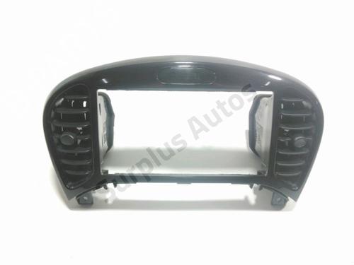 middle-console-nissan-juke-f15-2010-2011-2012-2013-2014-2015-2016-2017-2018-2019-28231635 main image