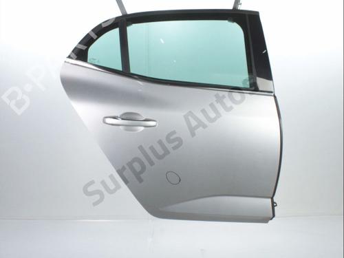 Used Right rear door RENAULT MEGANE IV Hatchback (B9A/M/N_) 1.3 TCe 115 (B9N9) (116 hp) 28367195