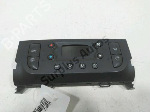 AC-Styringsenhed/Manøvreenhed RENAULT CLIO II (BB_, CB_) 1.4 16V (B/CB0P, BB13) (98 hp) 30988889