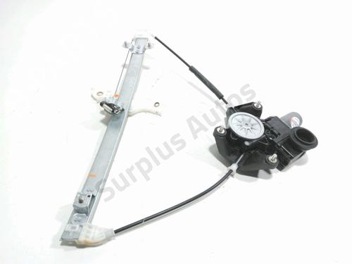 rear-left-window-mechanism-toyota-yaris-_p21_-_pa1_-_ph1_-2020-34178261 main image