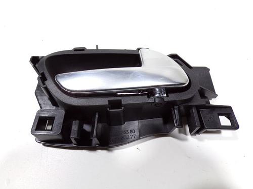 Used Rear right interior door handle Rear right interior door handle 28252240 28252240