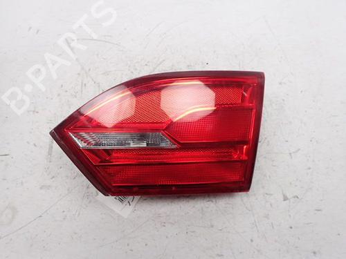 Used Right tailgate light VW JETTA IV (162, 163, AV3, AV2) 1.6 TDI (105 hp) 31005639