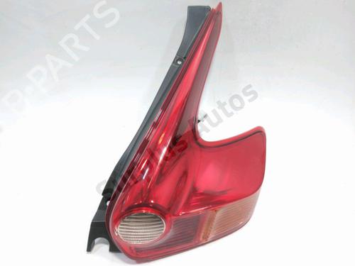 Høyre baklys Høyre baklys NISSAN JUKE (F15) 1.5 dCi (110 hp) 37018218 37018218