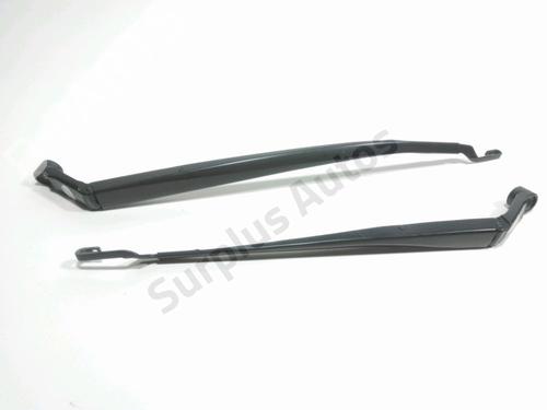 Used Front windshield wiper arm TOYOTA AURIS (_E15_) 2.0 D-4D (ADE150_, ADE150R) (126 hp) 28272083