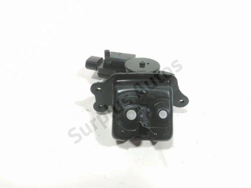 tailgate-lock-toyota-c-hr-_x1_-2016-28260663 main image