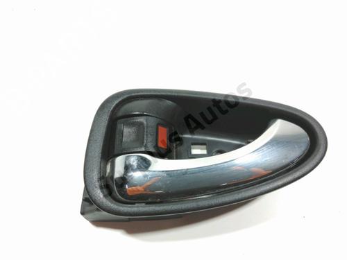 Used Front left interior door handle Front left interior door handle 37775289 37775289