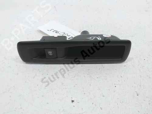 Used Left rear window switch RENAULT MEGANE III Grandtour (KZ0/1) 1.6 dCi (KZ00, KZ12, KZ13) (130 hp) 31000554