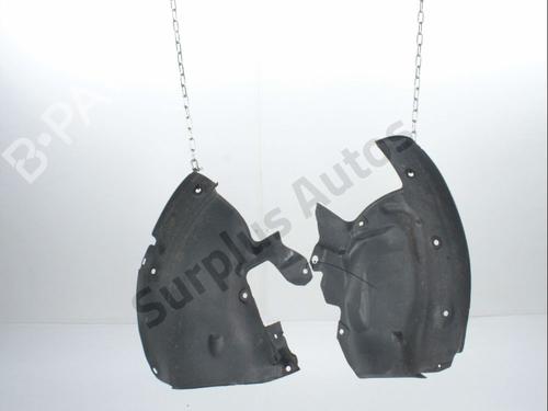 Used Wheel arch RENAULT SCÉNIC II (JM0/1_) 1.9 dCi (JM14) (131 hp) 28236725