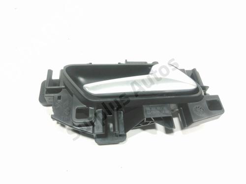 Used Front right interior door handle Front right interior door handle 29858187 29858187
