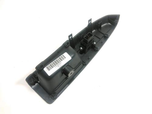 Left rear window switch KIA SOUL I (AM) 1.6 CRDi 128 | BP28255671I29 - Image 2