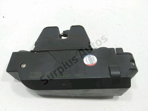 Used Tailgate lock PEUGEOT 206 SW (2E/K) 1.4 HDi (68 hp) 31001735