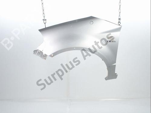 Used Left front fenders Left front fenders SUZUKI SX4 (EY, GY) 2.0 DDiS 4x4 (RW420D) (135 hp) 34338323 34338323