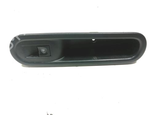 Used Right front window switch Right front window switch RENAULT TWINGO III (BCM_, BCA_) 0.9 TCe 90 (BCM9, BCM2) (90 hp) 28238394 28238394