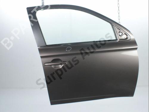 Used Right front door MITSUBISHI OUTLANDER III (GG_W, GF_W, ZJ, ZL, ZK) 2.4 Hybrid 4WD (GG3W) (208 hp) 28243675