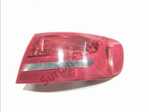 Used Right taillight Right taillight AUDI A4 B8 Avant (8K5) 2.0 TDI (143 hp) 33686498 33686498
