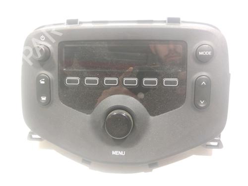 Used Radio PEUGEOT 108 1.0 VTi 72 (72 hp) 28231779
