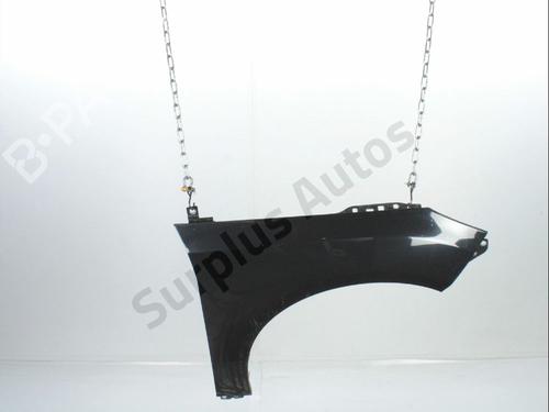 Used Right front fenders Right front fenders FORD FOCUS III Turnier 1.6 TDCi (115 hp) 33815897 33815897