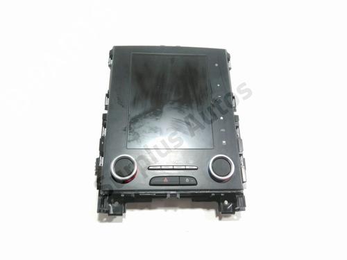 Used Display monitor RENAULT MEGANE IV Hatchback (B9A/M/N_) 1.2 TCe 130 (B9MR) (130 hp) 28972152