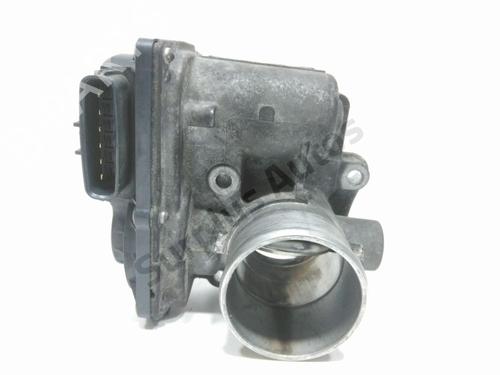 Spjældhus Spjældhus TOYOTA YARIS (_P9_) 1.4 D-4D (NLP90_, NLP90R) (90 hp) 34338154 34338154