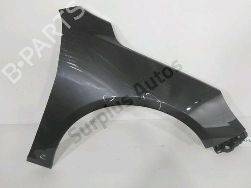 Used Right front fenders Right front fenders 37771645 37771645