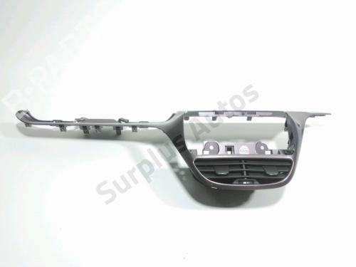 Used Middle console Middle console PEUGEOT 2008 I (CU_) 1.6 HDi (92 hp) 37769717 37769717