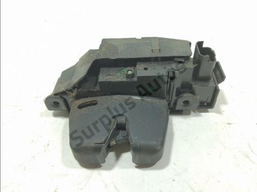 Used Tailgate lock Tailgate lock CITROËN C4 CACTUS 1.2 THP 110 (110 hp) 40621391 40621391