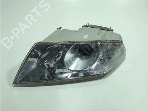 Used Right headlight Right headlight 37786905 37786905