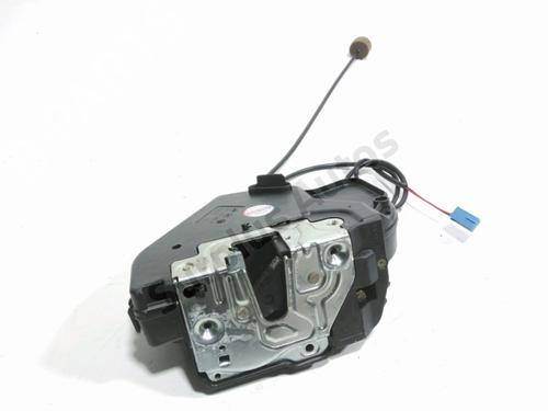 rear-left-lock-mercedes-benz-c-class-w203-2000-2001-2002-2003-2004-2005-2006-2007-34178291 main image