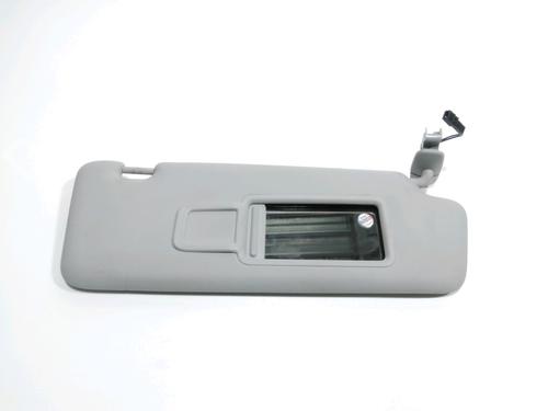 Used Right sun visor Right sun visor 37784704 37784704