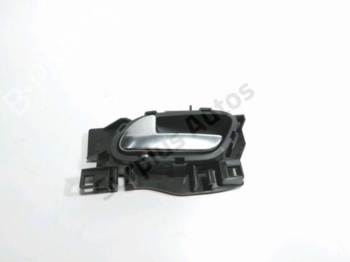 Used Front left interior door handle PEUGEOT 208 I (CA_, CC_) 1.6 HDi (114 hp) 30101848