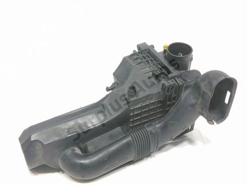 Used Air filter box Air filter box FORD FIESTA VI (CB1, CCN) 1.5 TDCi (95 hp) 40212678 40212678