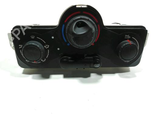 Used Climate control RENAULT CLIO III (BR0/1, CR0/1) 1.5 dCi (BR17, CR17) (86 hp) 28227810