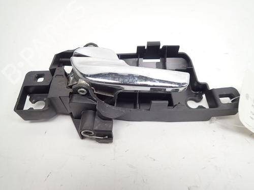 Used Front left interior door handle Front left interior door handle 37775088 37775088