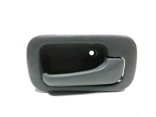 Used Front right interior door handle HONDA SHUTTLE (RA) 2.3 16V (RA3, RA5) (150 hp) 28242682
