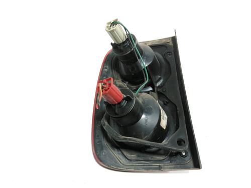 Right taillight LAND ROVER FREELANDER I (L314) 2.0 DI 4x4 | BP28268549C35 