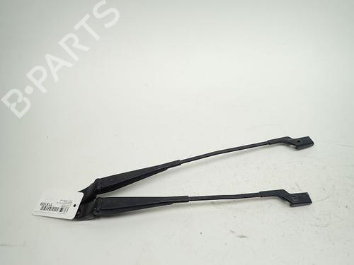 Used Front windshield wiper arm Front windshield wiper arm 37789737 37789737